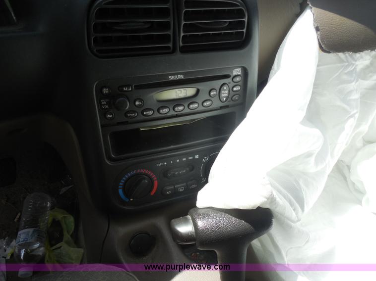 image for item H9828 2000 Saturn SL SL1