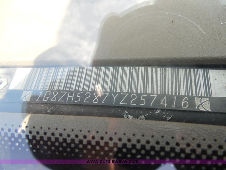 image for item H9828 2000 Saturn SL SL1