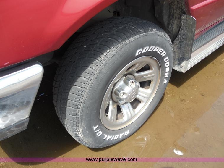 image for item H9829 2000 Ford Ranger XLT pickup truck