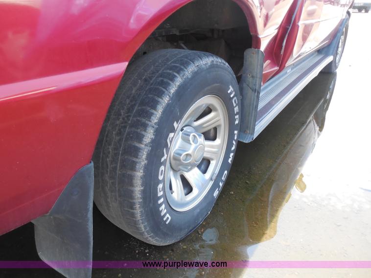 image for item H9829 2000 Ford Ranger XLT pickup truck