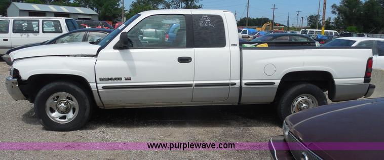 image for item H9831 1998 Dodge Ram 1500 Quad Cab pickup truck