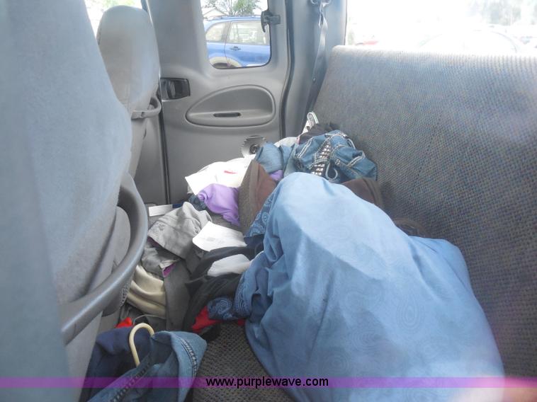 image for item H9831 1998 Dodge Ram 1500 Quad Cab pickup truck