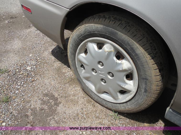 image for item H9864 1996 Honda Accord LX