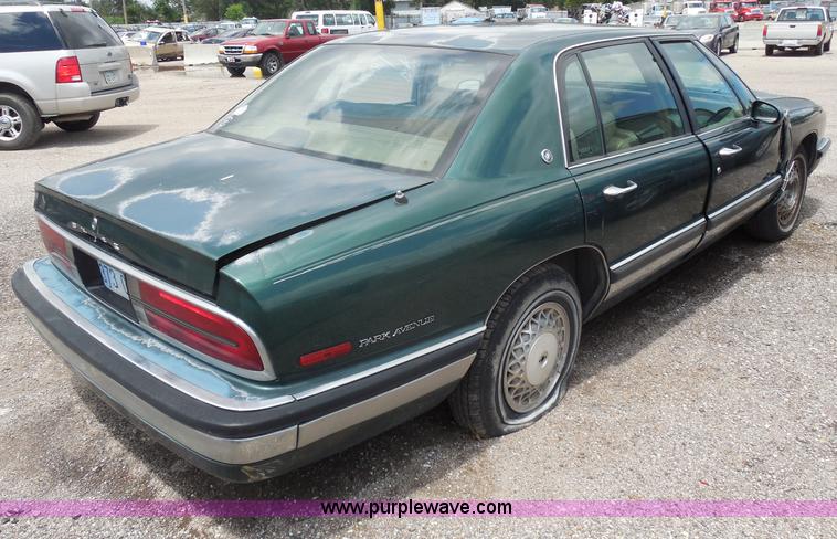image for item H9869 1994 Buick Park Avenue