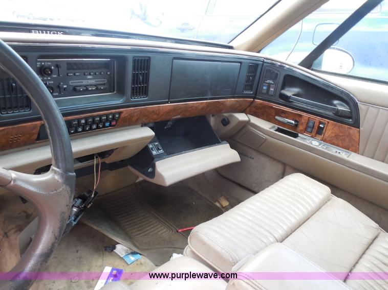 image for item H9869 1994 Buick Park Avenue