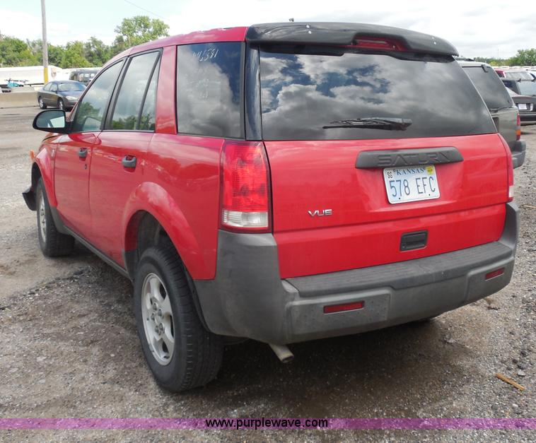 image for item H9870 2003 Saturn Vue