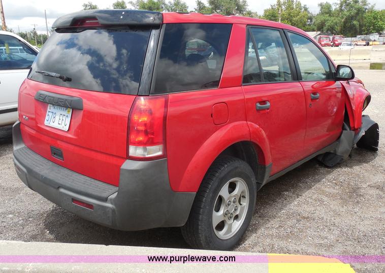 image for item H9870 2003 Saturn Vue