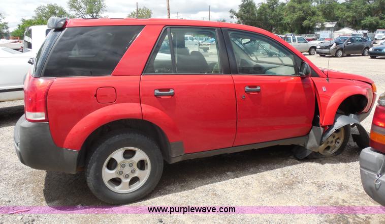image for item H9870 2003 Saturn Vue