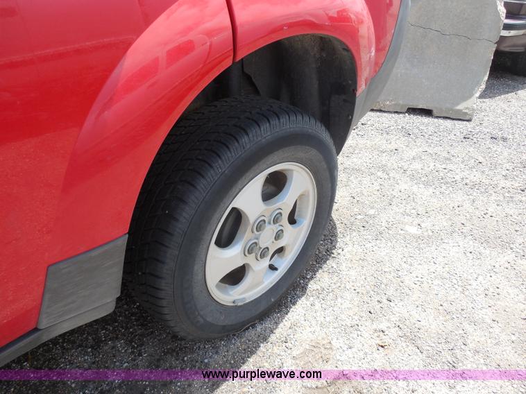 image for item H9870 2003 Saturn Vue