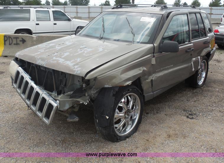 image for item H9871 1997 Jeep Grand Cherokee Laredo SUV