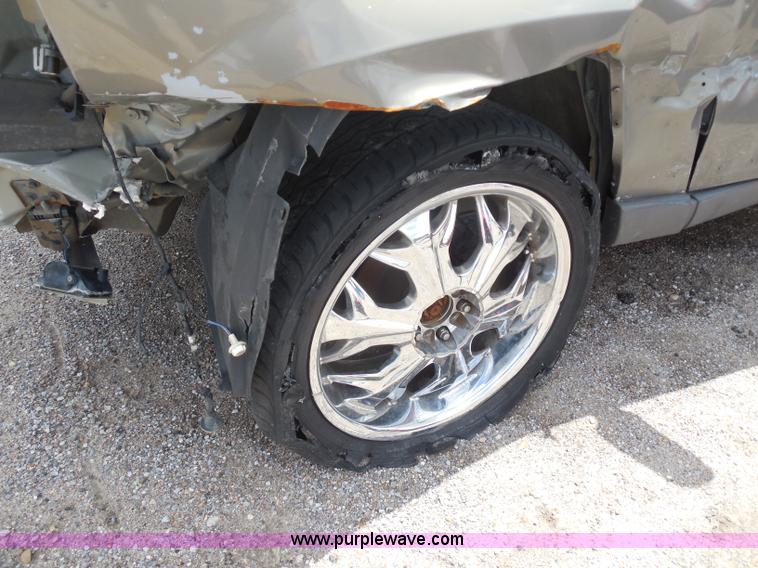 image for item H9871 1997 Jeep Grand Cherokee Laredo SUV