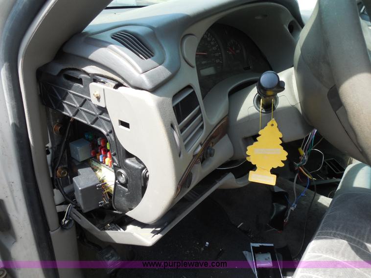 image for item H9979 2003 Chevrolet Impala