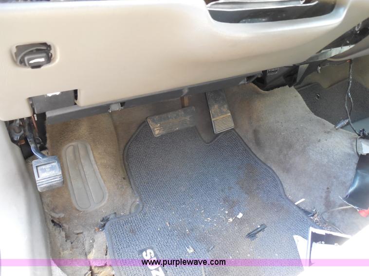 image for item H9979 2003 Chevrolet Impala