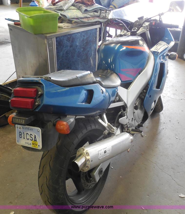 image for item H9982 1995 Yamaha YZF-600R motorcycle