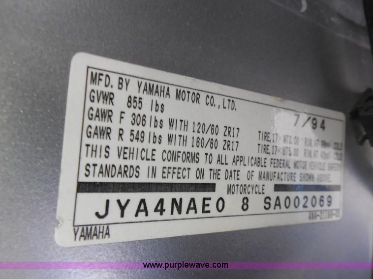 image for item H9982 1995 Yamaha YZF-600R motorcycle