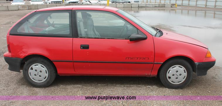 image for item I7820 1991 Geo Metro LSi
