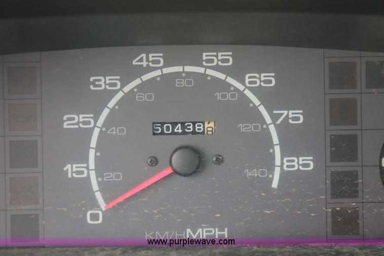 image for item I7820 1991 Geo Metro LSi