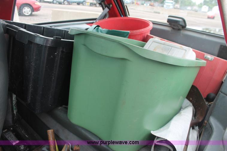 image for item I7820 1991 Geo Metro LSi