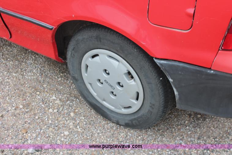 image for item I7820 1991 Geo Metro LSi