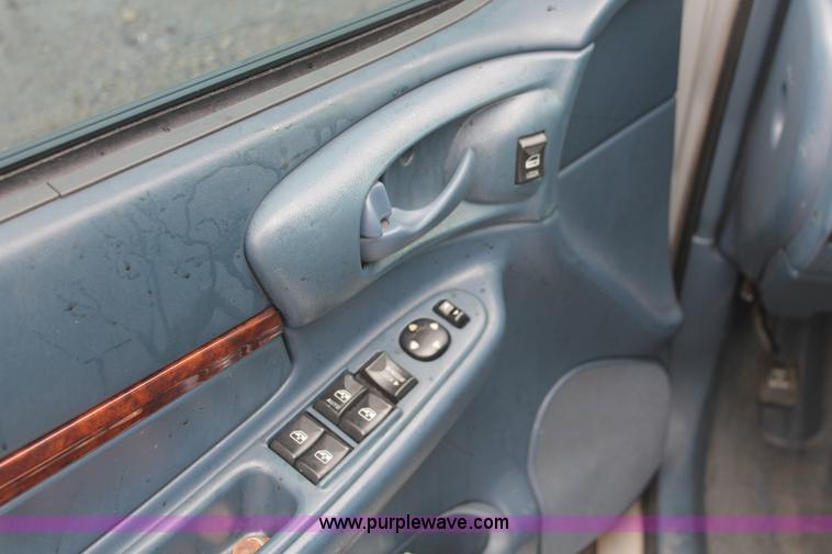 image for item I7821 2003 Chevrolet Impala