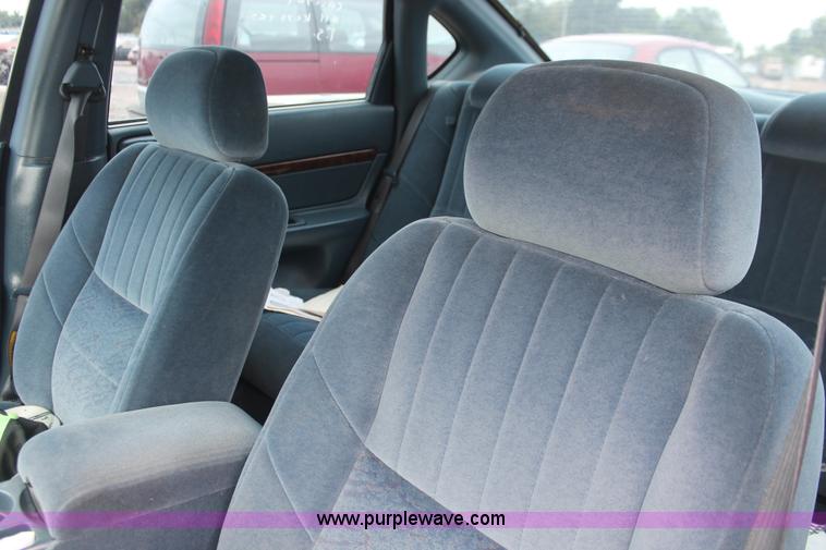 image for item I7821 2003 Chevrolet Impala