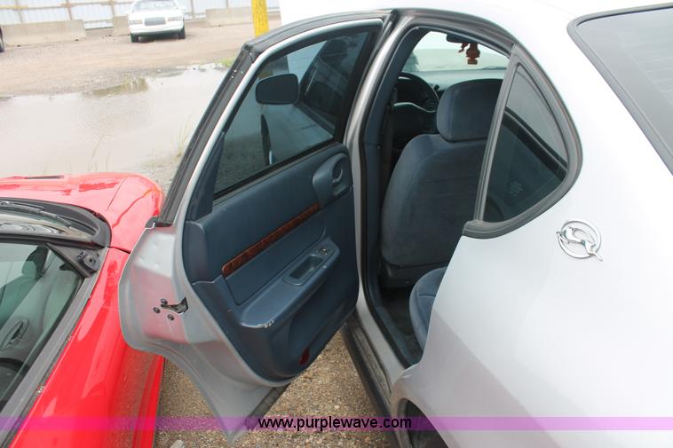 image for item I7821 2003 Chevrolet Impala