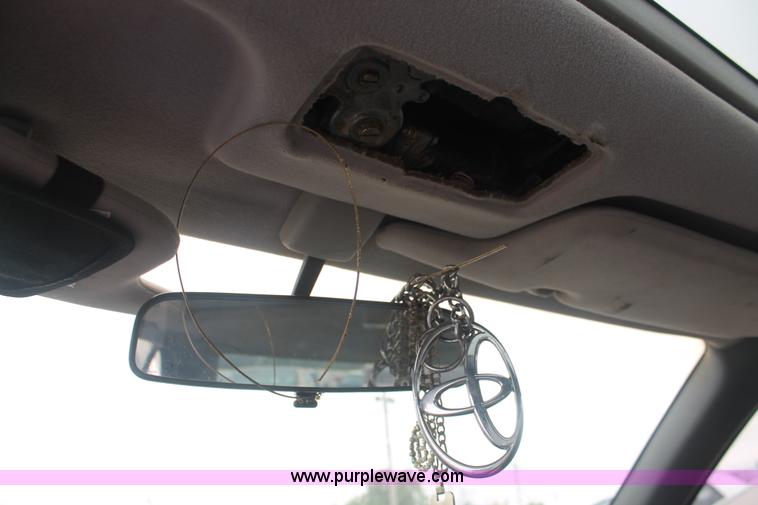 image for item I7822 1992 Toyota Camry XLE