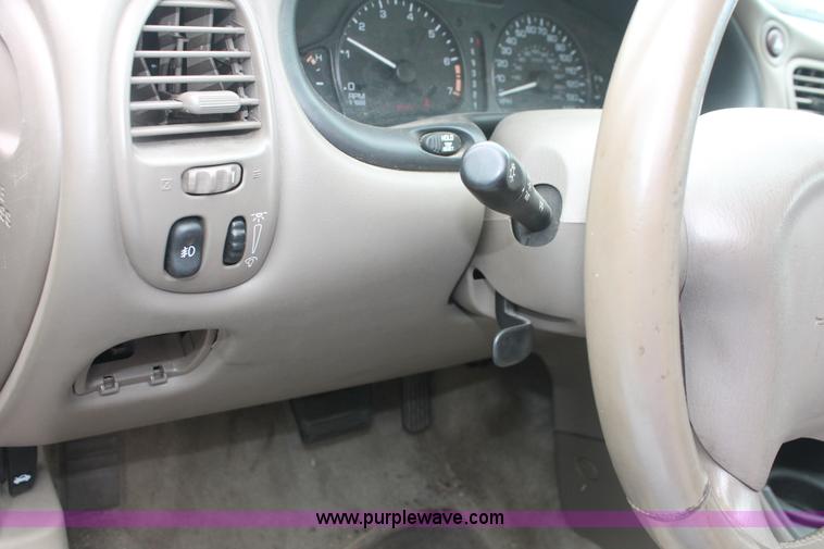 image for item I7825 2001 Oldsmobile Alero GLS