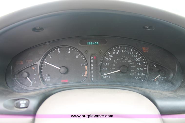 image for item I7825 2001 Oldsmobile Alero GLS