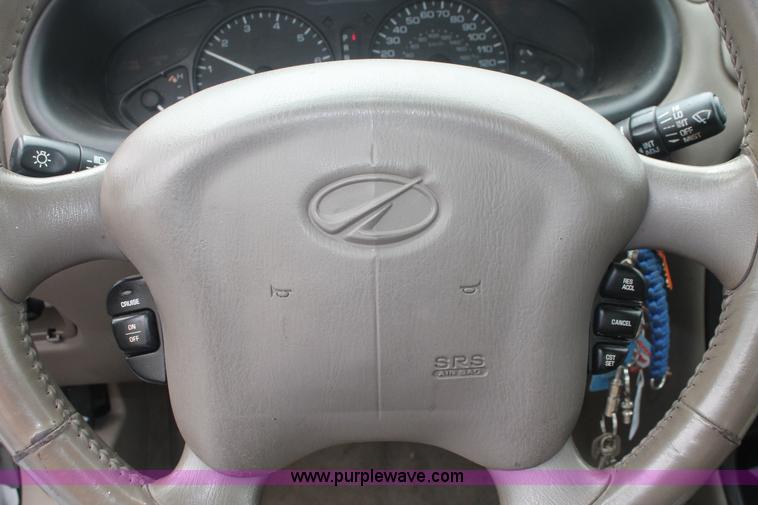 image for item I7825 2001 Oldsmobile Alero GLS