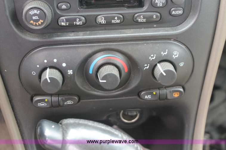 image for item I7825 2001 Oldsmobile Alero GLS