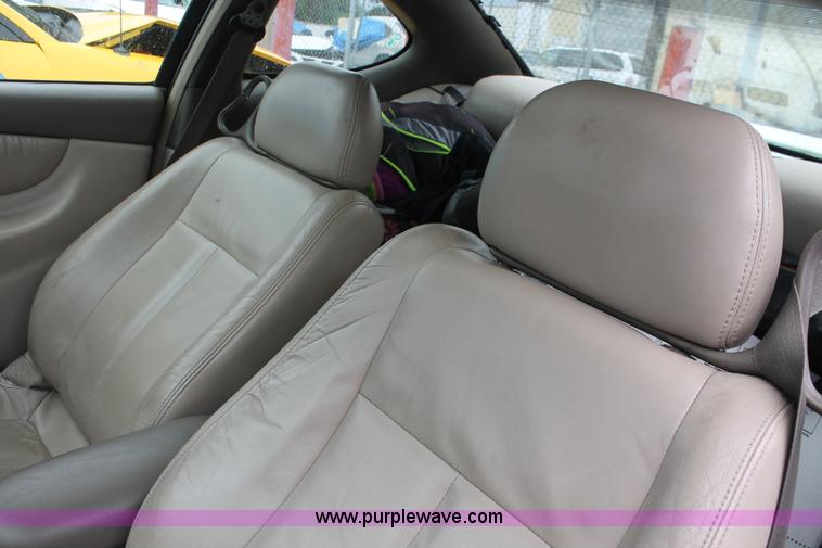 image for item I7825 2001 Oldsmobile Alero GLS