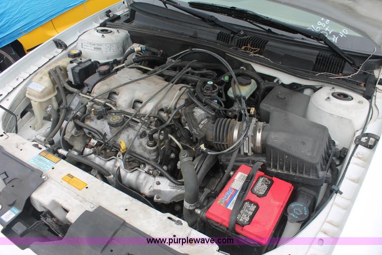 image for item I7825 2001 Oldsmobile Alero GLS