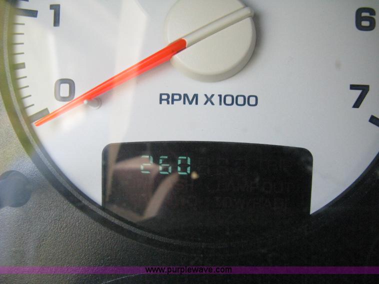 image for item D8461 2004 Dodge Ram 2500 pickup truck