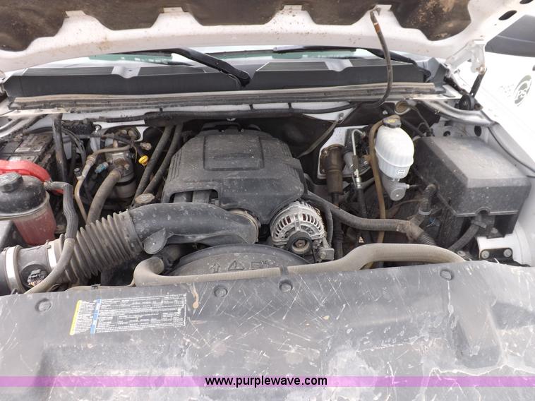 image for item I7665 2008 Chevrolet Silverado 2500HD pickup truck