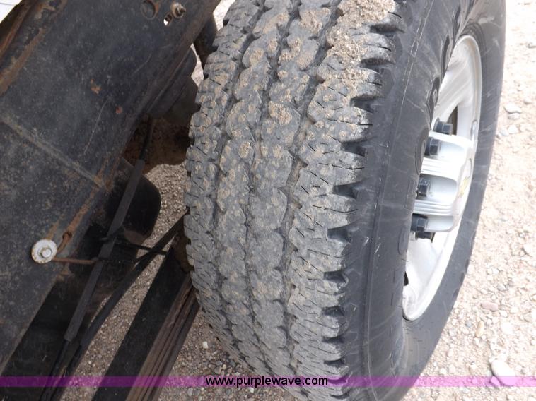 image for item I7665 2008 Chevrolet Silverado 2500HD pickup truck