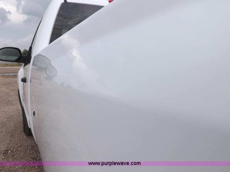 image for item I7665 2008 Chevrolet Silverado 2500HD pickup truck