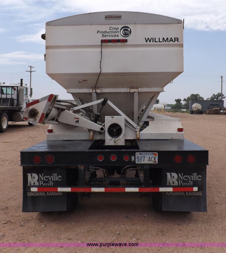 image for item I7666 2008 Neville tender trailer