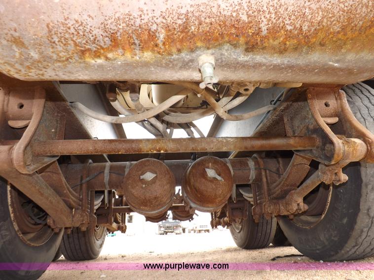 image for item I7666 2008 Neville tender trailer