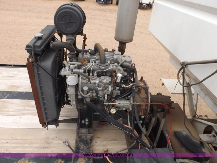 image for item I7666 2008 Neville tender trailer