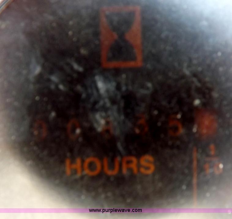 image for item I7666 2008 Neville tender trailer