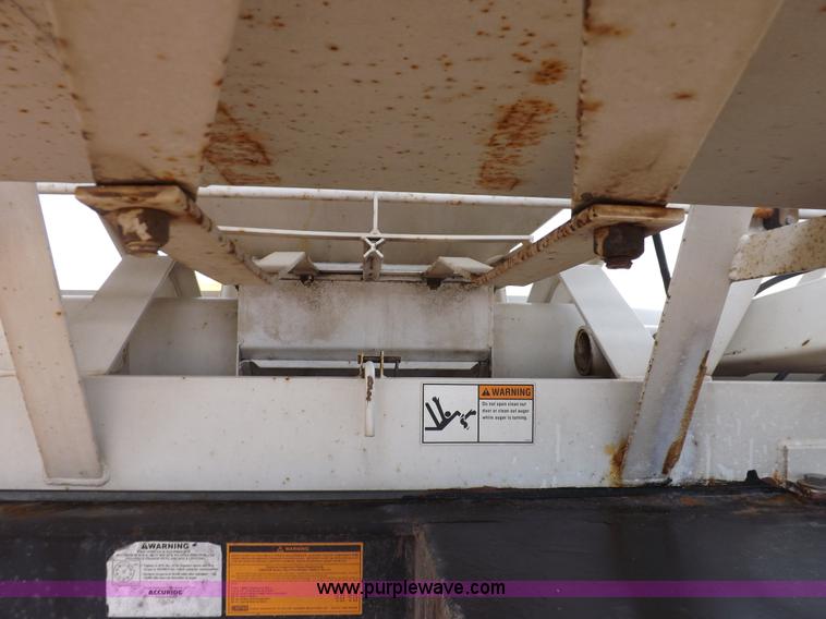 image for item I7666 2008 Neville tender trailer