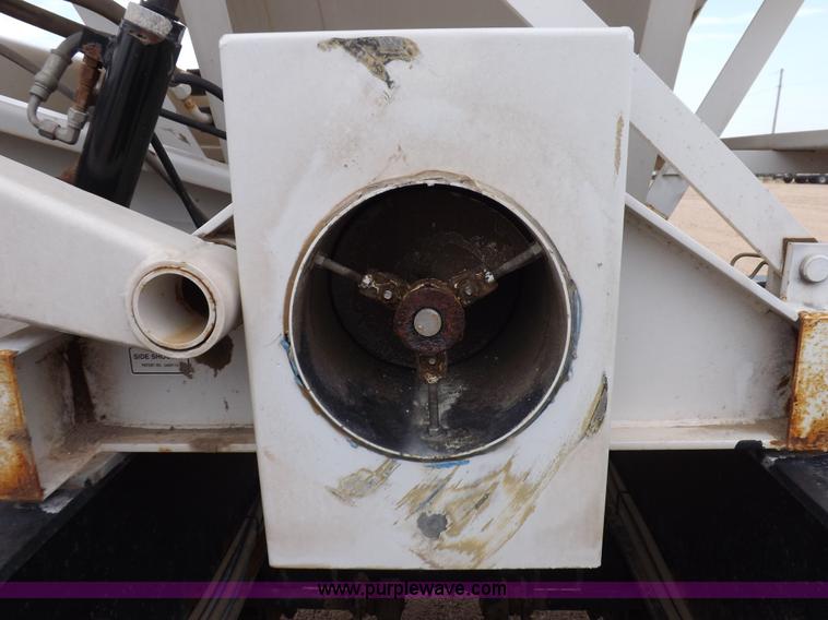 image for item I7666 2008 Neville tender trailer