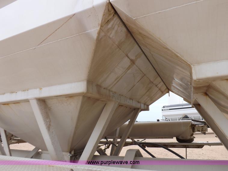 image for item I7666 2008 Neville tender trailer