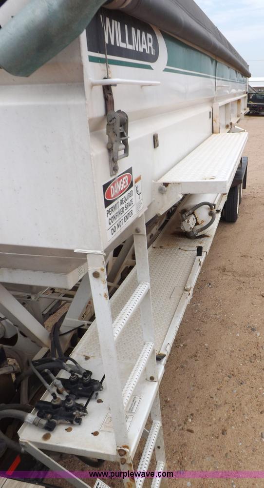 image for item I7666 2008 Neville tender trailer