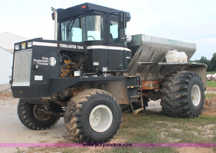 image for item I7829 1994 Ag-Chem TerraGator 1844 spreader