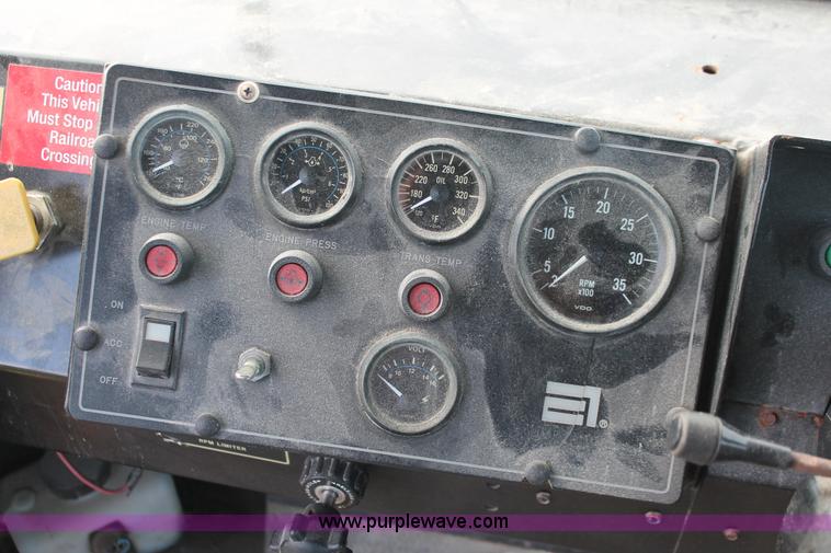 image for item I7829 1994 Ag-Chem TerraGator 1844 spreader