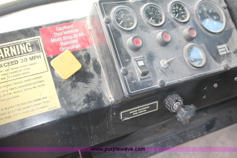 image for item I7829 1994 Ag-Chem TerraGator 1844 spreader