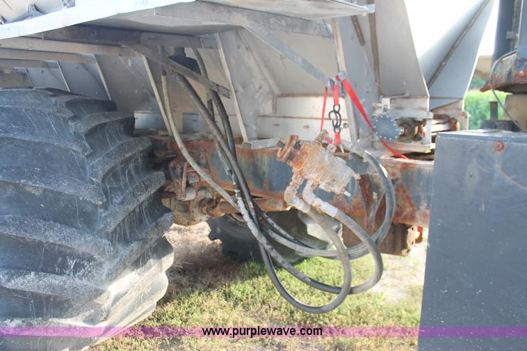 image for item I7829 1994 Ag-Chem TerraGator 1844 spreader
