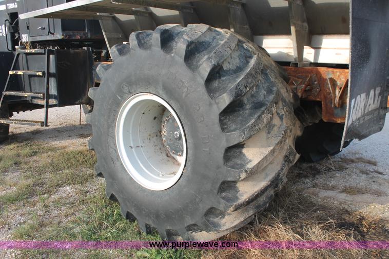 image for item I7829 1994 Ag-Chem TerraGator 1844 spreader